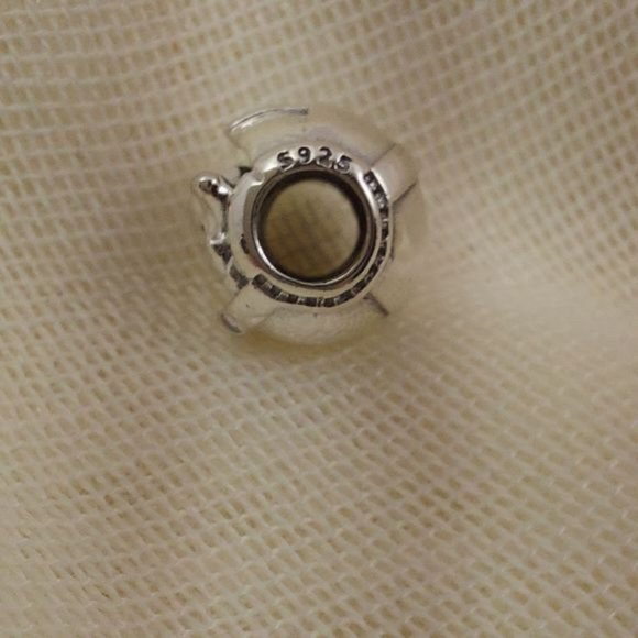 925 Silver?Grogu and Crib Charm - Picture 5 of 5